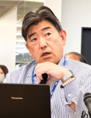 写真09: AI時代に呼応する、組織変革。