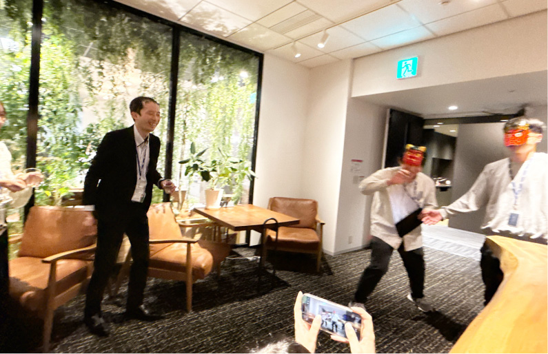 写真08: 豆まきを実施