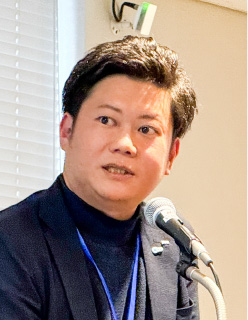 写真15: Outsourcing 事業部コミュニケーションMTGを実施。